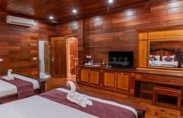 Piseth Deluxe Twin Room