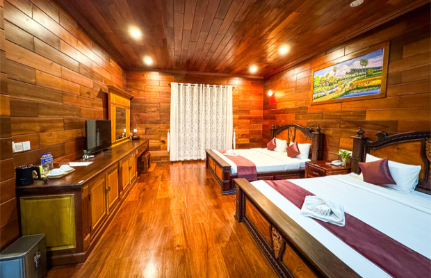 Piseth Deluxe Twin Room