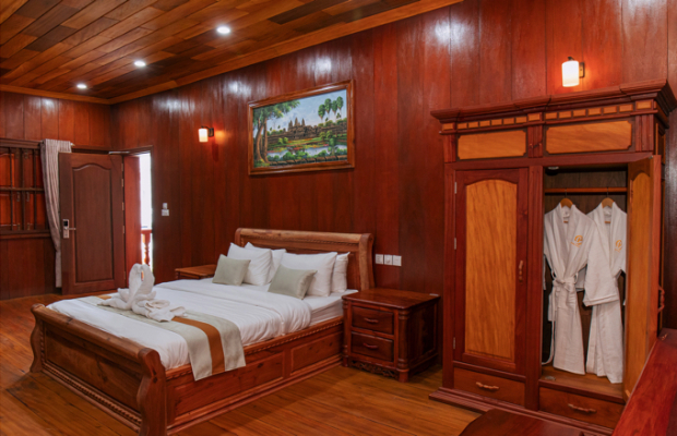 Services & Facilities